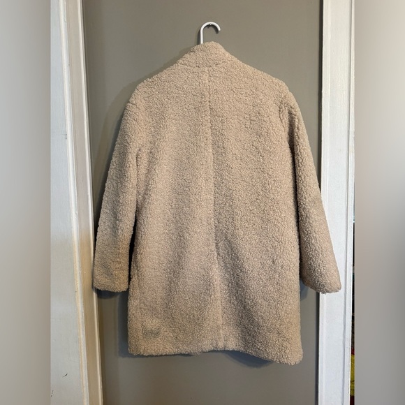 Banana Republic Women's Cream Teddy Coat - Picture 8 of 9